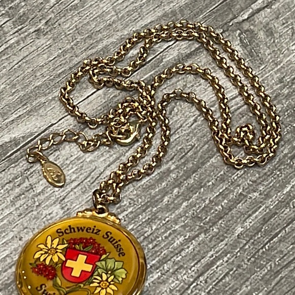 Vintage Schweiz Suisse Switzerland Necklace - Picture 4 of 12